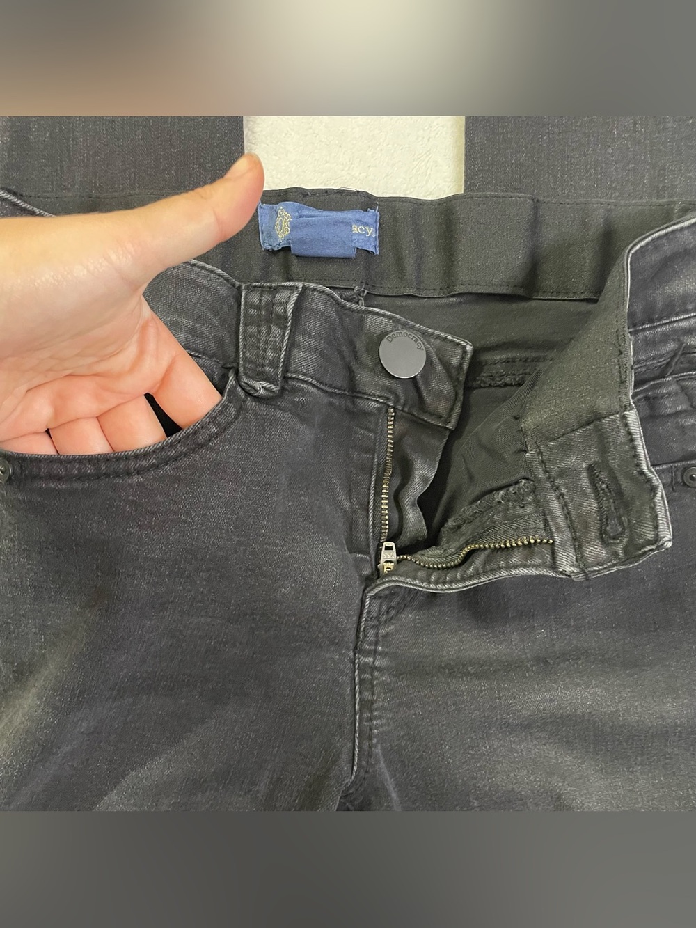 Democracy Jeans Black Straight Leg Jeans size 6P - Picture 3 of 15